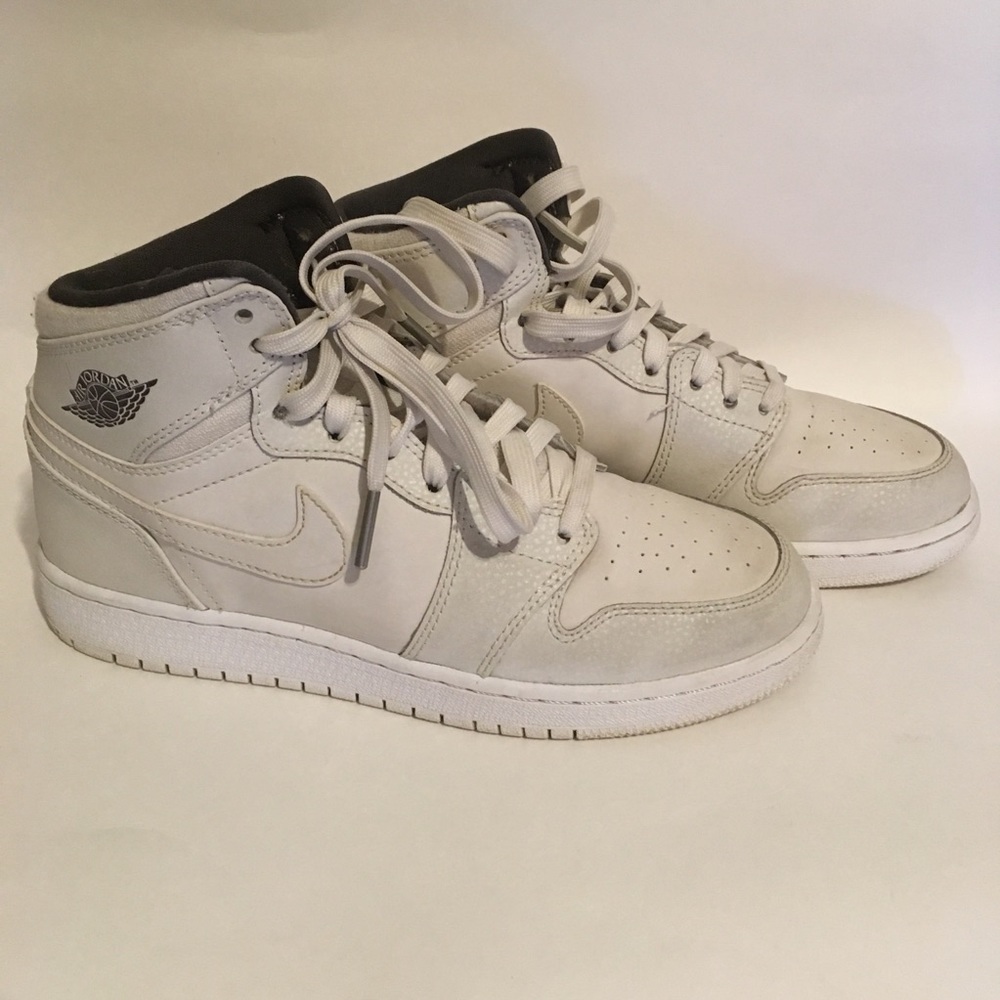 Cream Jordan's